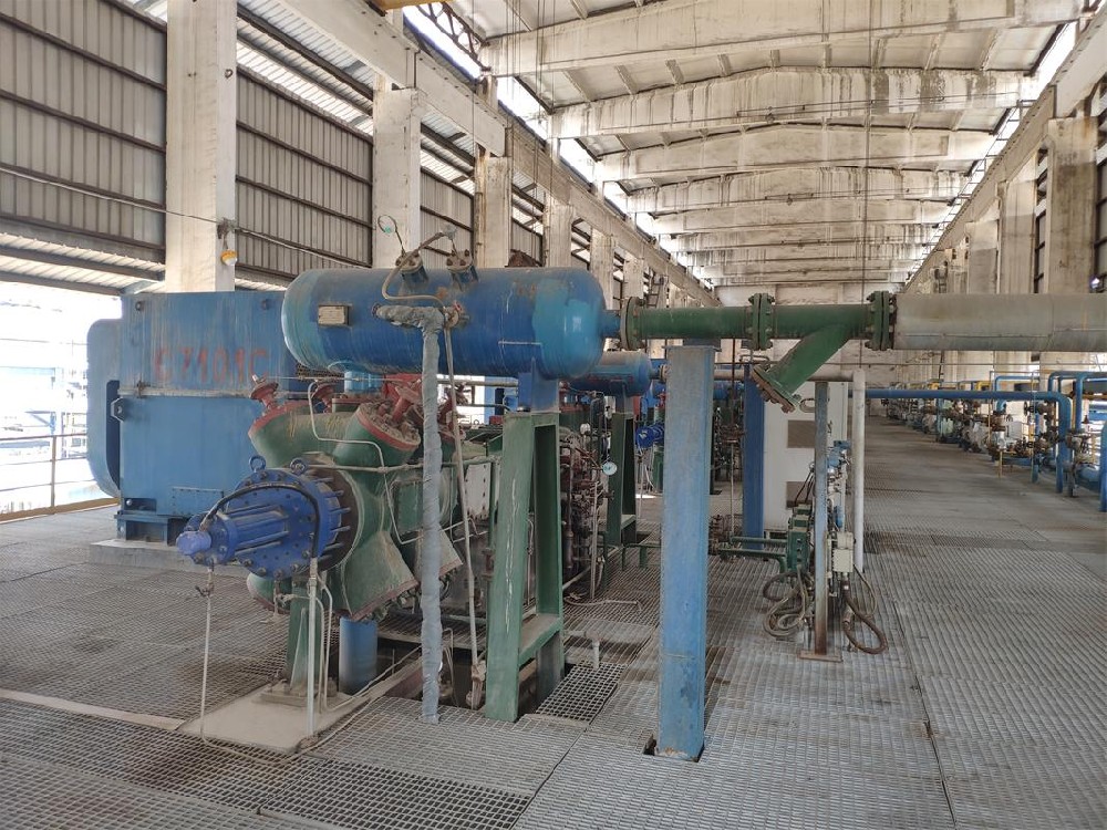 2015年度中国石化沧州分公司原料气压缩机C7101C余隙无级调节气量节能装备系统